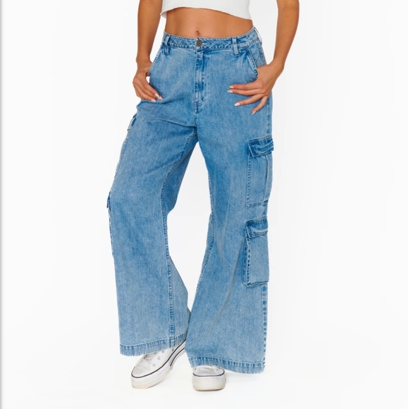 Show Me Your MuMu Denim - NWT Show Me Your MuMu Thw Cargo Jeans. Size 31